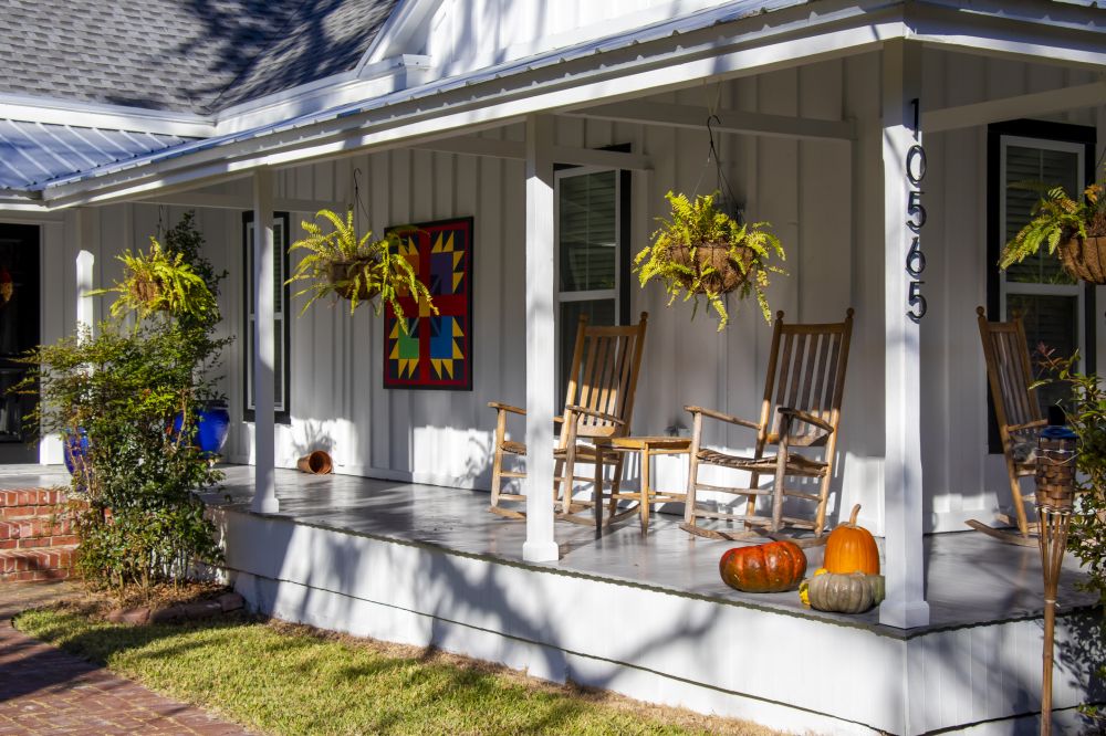 Cost of Front Porch Construction in Irvine