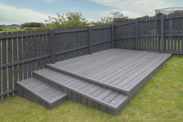 Vinyl Deck Construction in Irvine